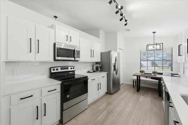 669 EAGLE RUN, Lakeland, FL 33809