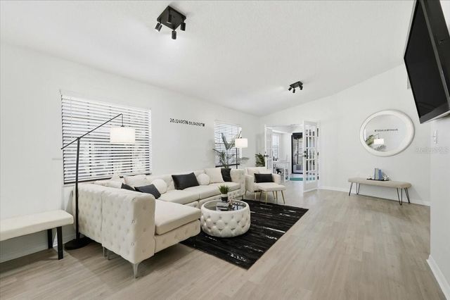 669 EAGLE RUN, Lakeland, FL 33809