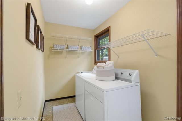 42518 Steepleview Street, Northville, MI 48168