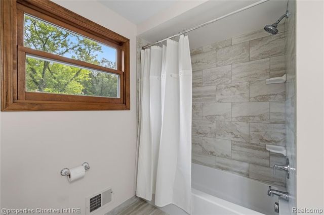 42518 Steepleview Street, Northville, MI 48168