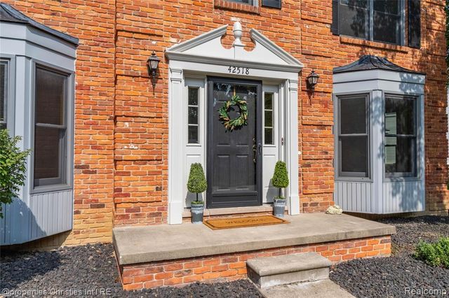 42518 Steepleview Street, Northville, MI 48168