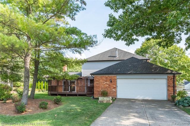 42518 Steepleview Street, Northville, MI 48168