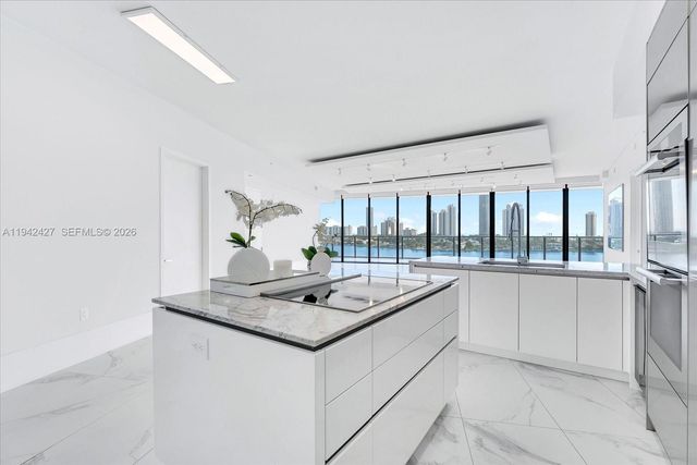 5500 E Island Estates Dr 704, Aventura, FL 33160