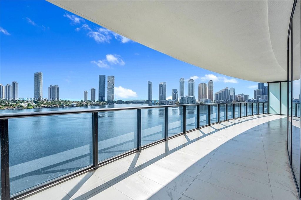 5500 E Island Estates Dr 704, Aventura, FL 33160