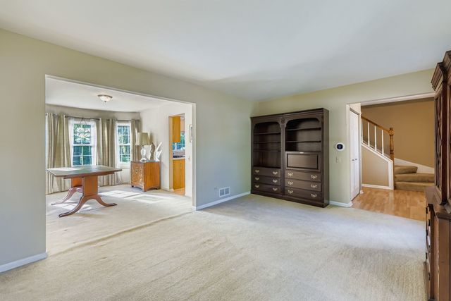 1520 Yosemite Parkway, Algonquin, IL 60102