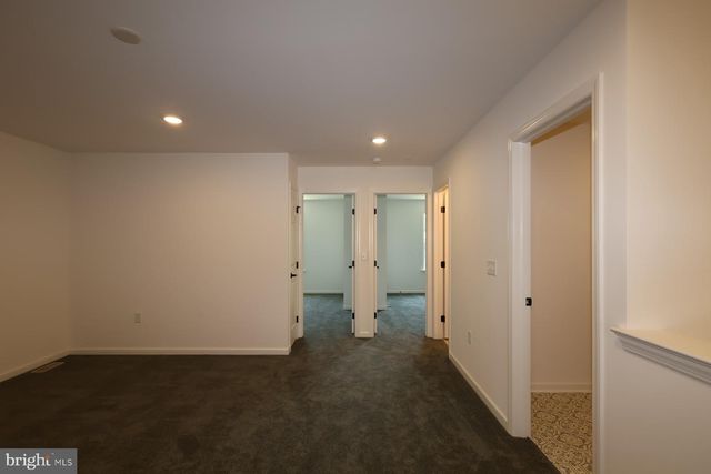 2452 SPRING WATER CIR, Lancaster, PA 17601