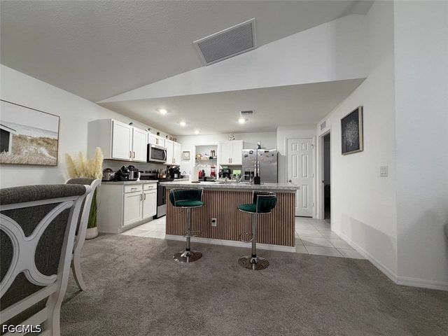 926 NE 33rd ST, Cape Coral, FL 33909