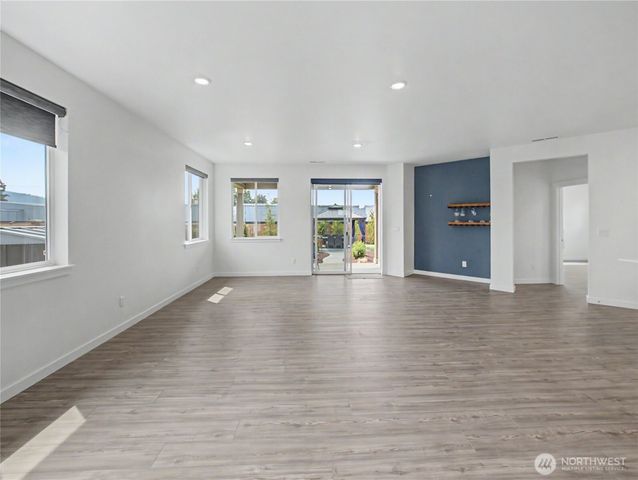3530 Edith Avenue, Enumclaw, WA 98022