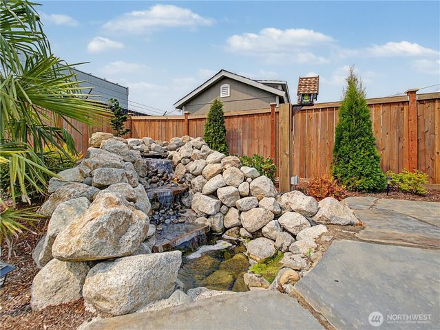 3530 Edith Avenue, Enumclaw, WA 98022
