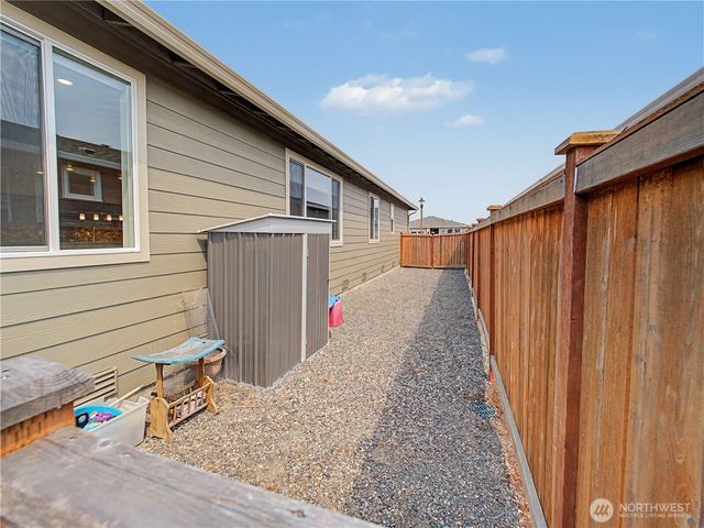 3530 Edith Avenue, Enumclaw, WA 98022