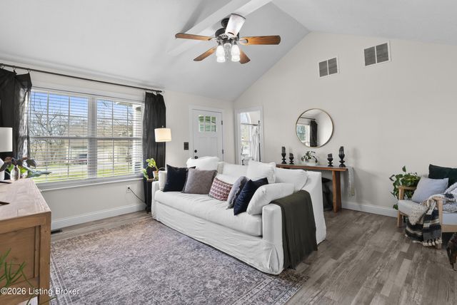 179 Evelyn Dr, Taylorsville, KY 40071