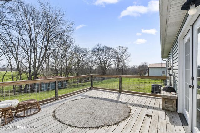 179 Evelyn Dr, Taylorsville, KY 40071