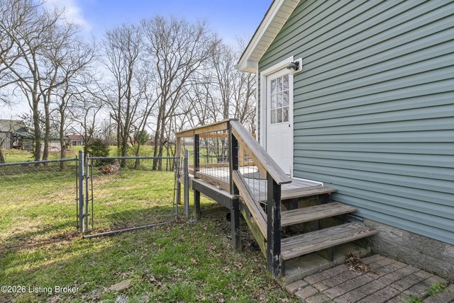 179 Evelyn Dr, Taylorsville, KY 40071