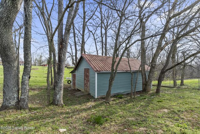 179 Evelyn Dr, Taylorsville, KY 40071