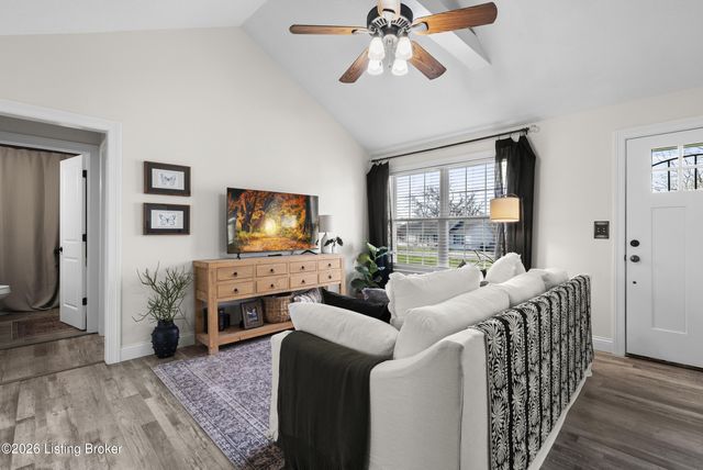 179 Evelyn Dr, Taylorsville, KY 40071