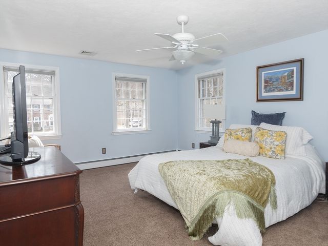 6 Barry Drive, Framingham, MA 01702