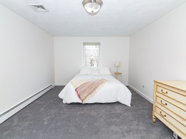 6 Barry Drive, Framingham, MA 01702