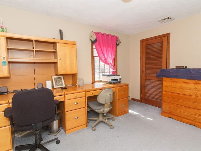 6 Barry Drive, Framingham, MA 01702