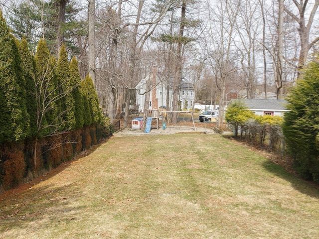 6 Barry Drive, Framingham, MA 01702