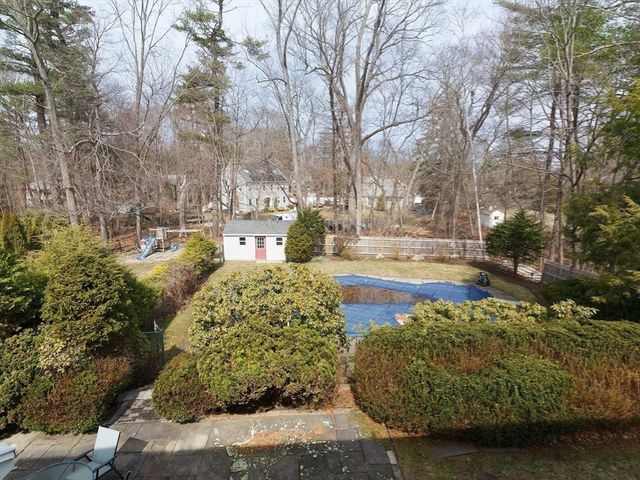 6 Barry Drive, Framingham, MA 01702