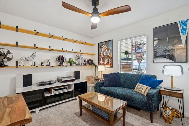 425 E ORANGE STREET, Altamonte Springs, FL 32701