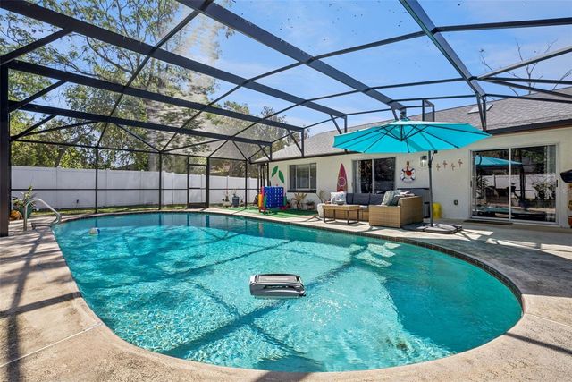 425 E ORANGE STREET, Altamonte Springs, FL 32701