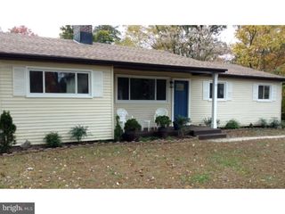 17 5TH AVE E, Cherry Hill, NJ 08003