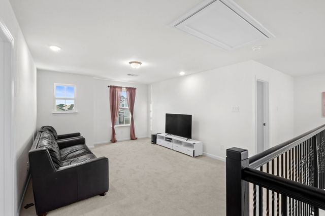 7609 Poplar Drive, Denton, TX 76226