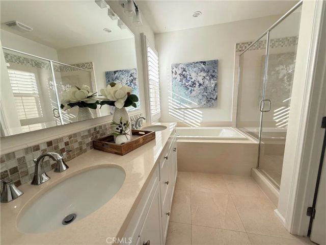 84 Jade Flower, Irvine, CA 92620