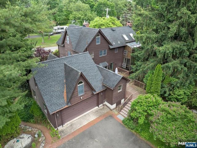 148 Spring Valley Road, Montvale, NJ 07645