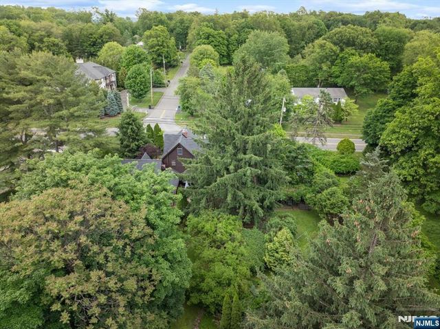 148 Spring Valley Road, Montvale, NJ 07645