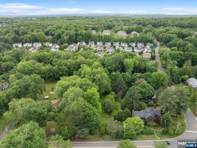 148 Spring Valley Road, Montvale, NJ 07645