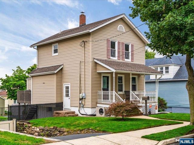 521 9th Street, Carlstadt, NJ 07072