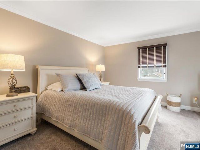 521 9th Street, Carlstadt, NJ 07072