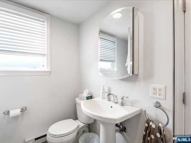521 9th Street, Carlstadt, NJ 07072