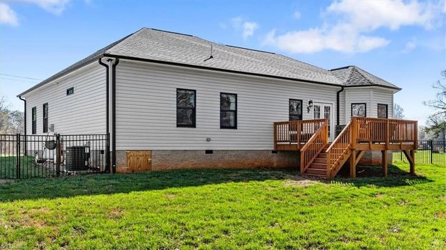 3489 Vance Street Extension, Reidsville, NC 27320