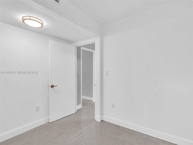 1770 NE 191st St 500-1, Miami, FL 33179