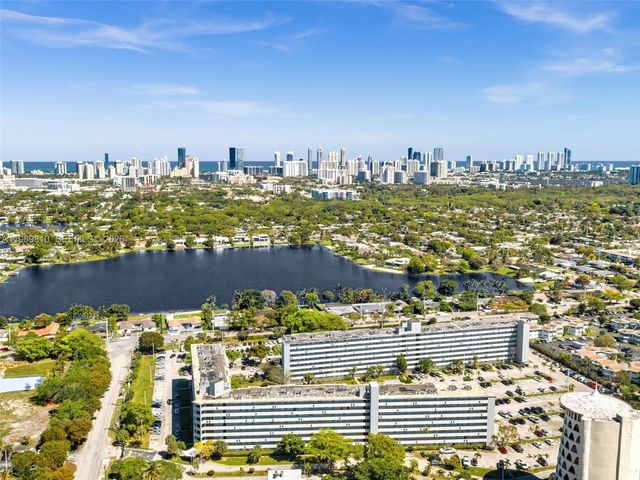 1770 NE 191st St 500-1, Miami, FL 33179