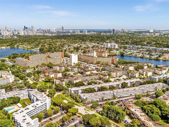 1770 NE 191st St 500-1, Miami, FL 33179