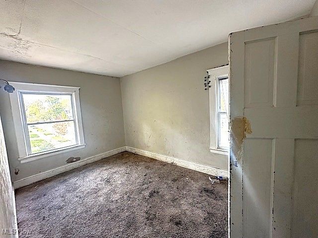 2082 W 98th Street, Cleveland, OH 44102