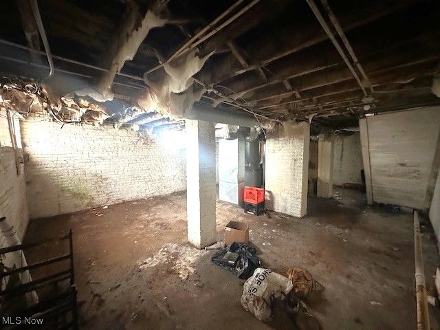 2082 W 98th Street, Cleveland, OH 44102