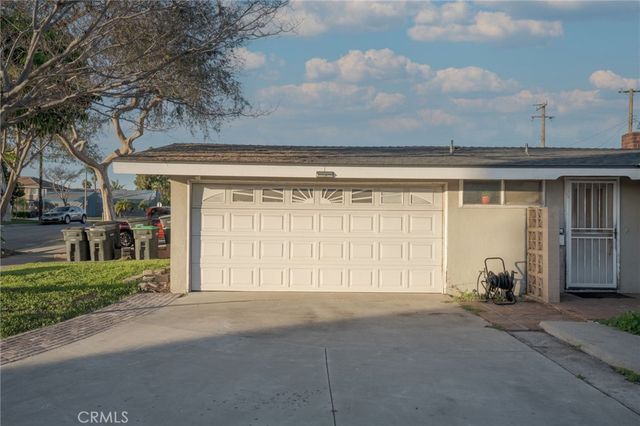225 S Poinsettia, Orange, CA 92868