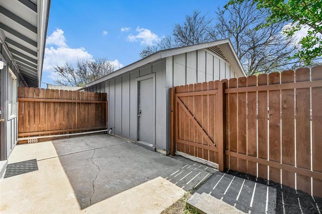 317 W William Cannon Drive DR B, Austin, TX 78745