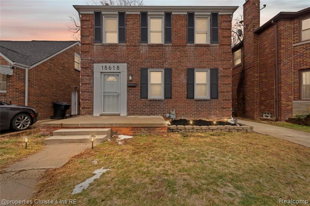 18618 Kentucky Street, Detroit, MI 48221