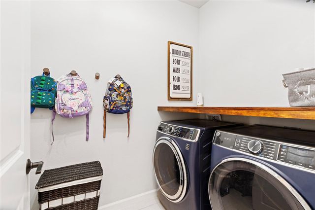 2456 ARBOR WIND DRIVE, Lutz, FL 33558