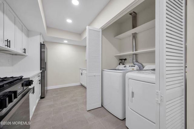 28 Kingsley Way, Freehold, NJ 07728