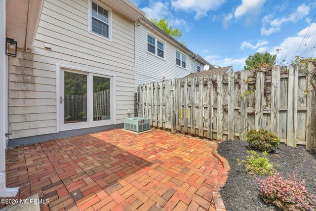 28 Kingsley Way, Freehold, NJ 07728
