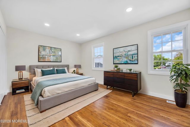 28 Kingsley Way, Freehold, NJ 07728