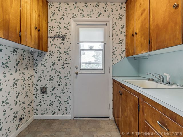 2744 W 103rd Street N, Sperry, OK 74073