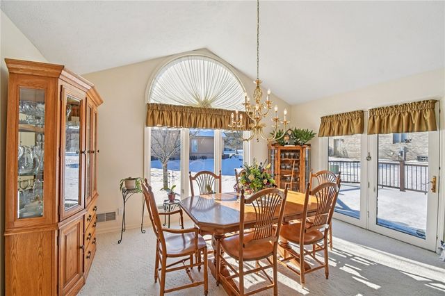 41 Margate Drive, Greece, NY 14616